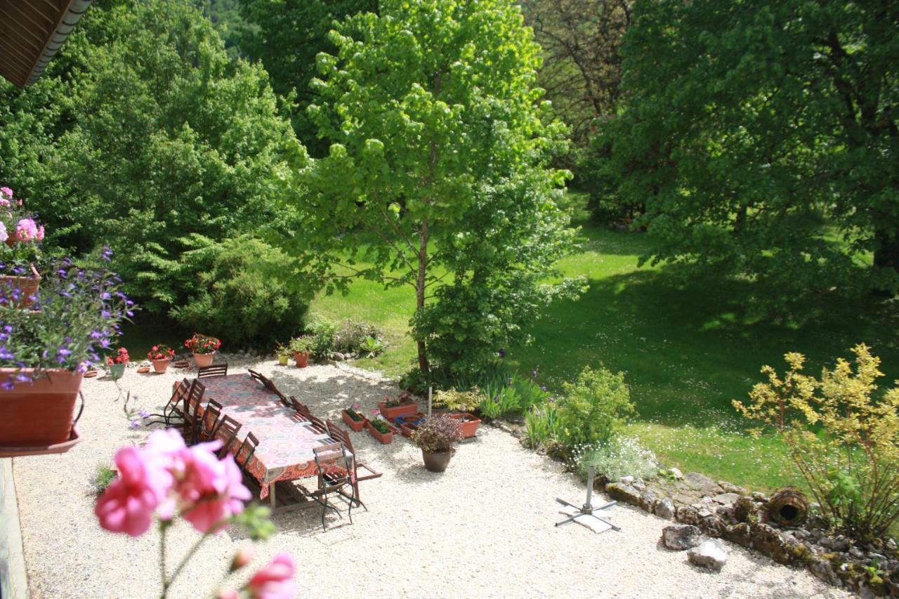 Bed and Breakfast La Clairiere Du Moulin Lepin-le-Lac Exterior foto