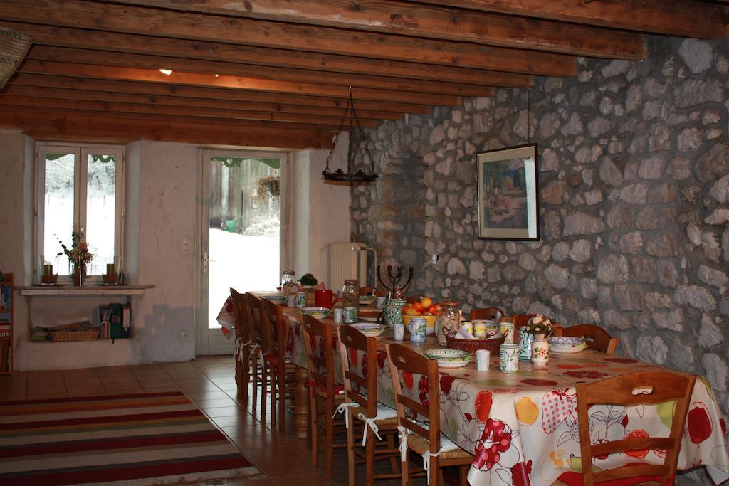Bed and Breakfast La Clairiere Du Moulin Lepin-le-Lac Exterior foto